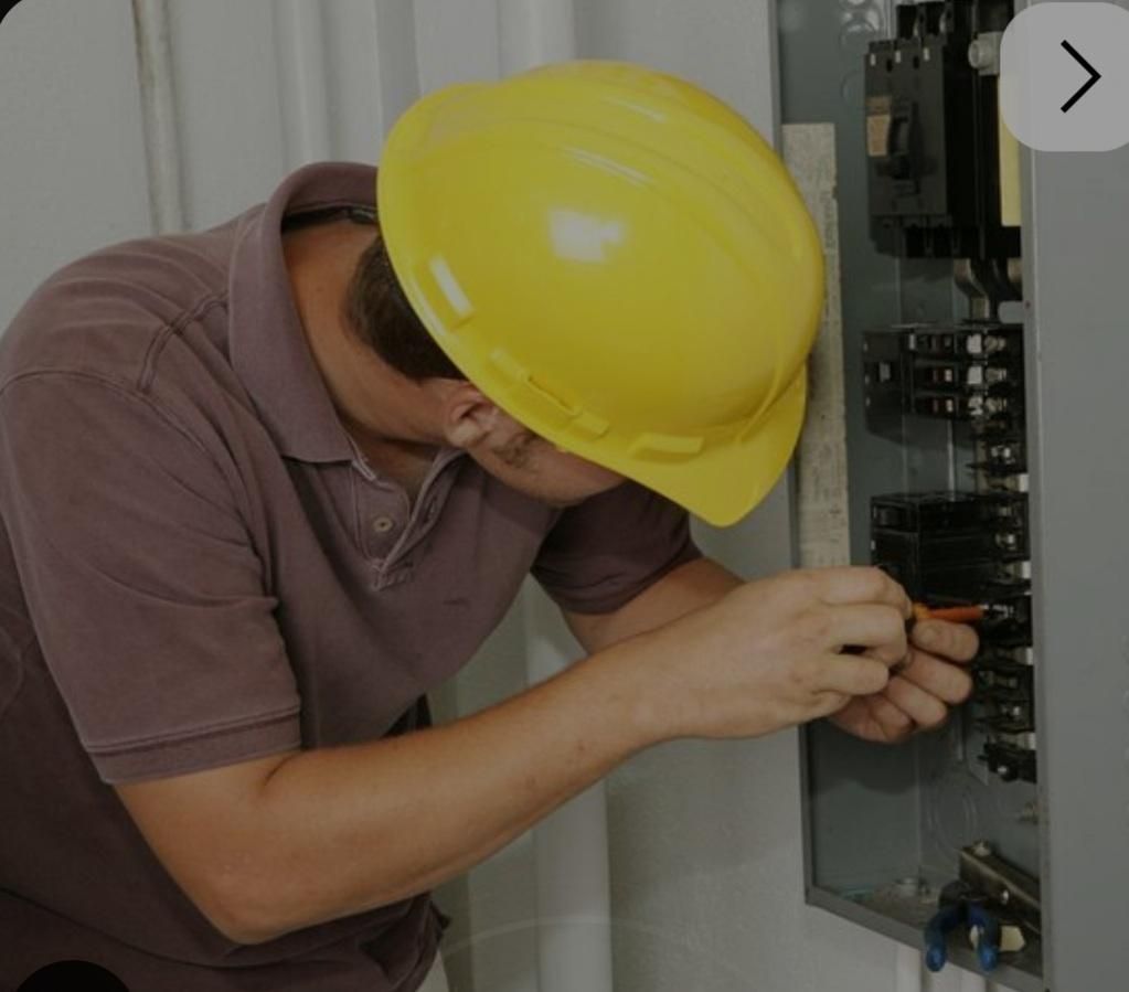 سیم کش ساختمان سیم کشی برق‌کار برقکاری شبانه روز ی|خدمات پیشه و مهارت|تبریز, |دیوار