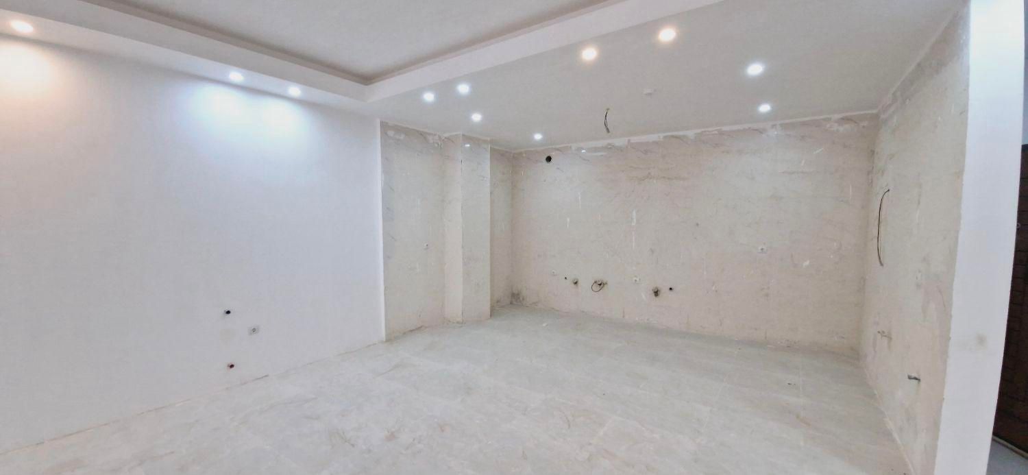 آپارتمان ۱۴۰متر خیابان بزرگمهر مهرتابان کلید اول|فروش آپارتمان|خرمآباد, |دیوار