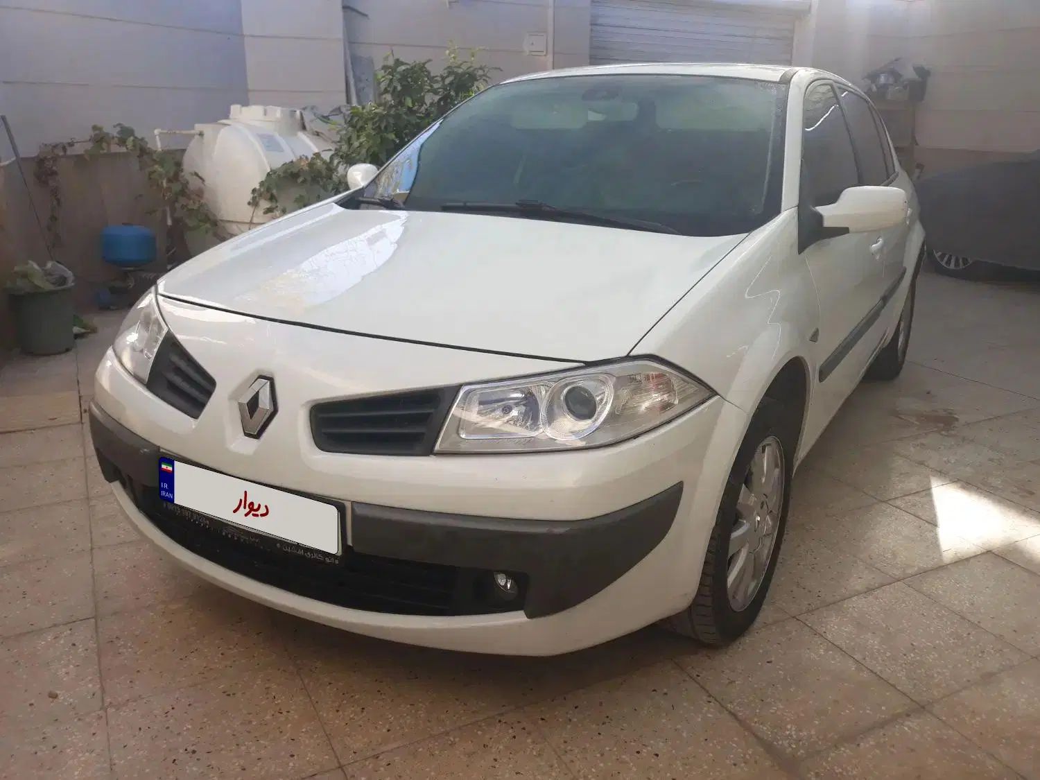 مگان 2000cc،اتومات بدون رنگ  مدل ۱۳۸۹ خونگی وسالم|خودرو سواری و وانت|کرمان, |دیوار