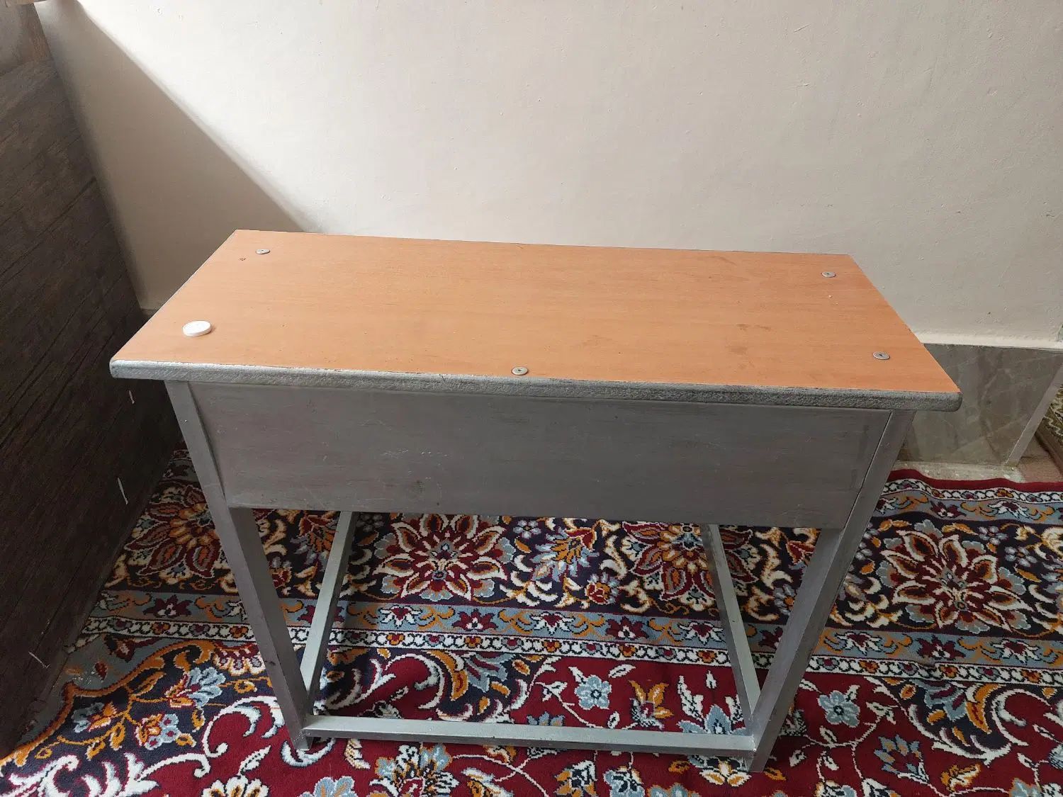 نیمکت مدرسه سالم تمیز .جمع و جور .قدیمی و نوستالژی|صندلی و نیمکت|اصفهان, چشمه باقرخان|دیوار