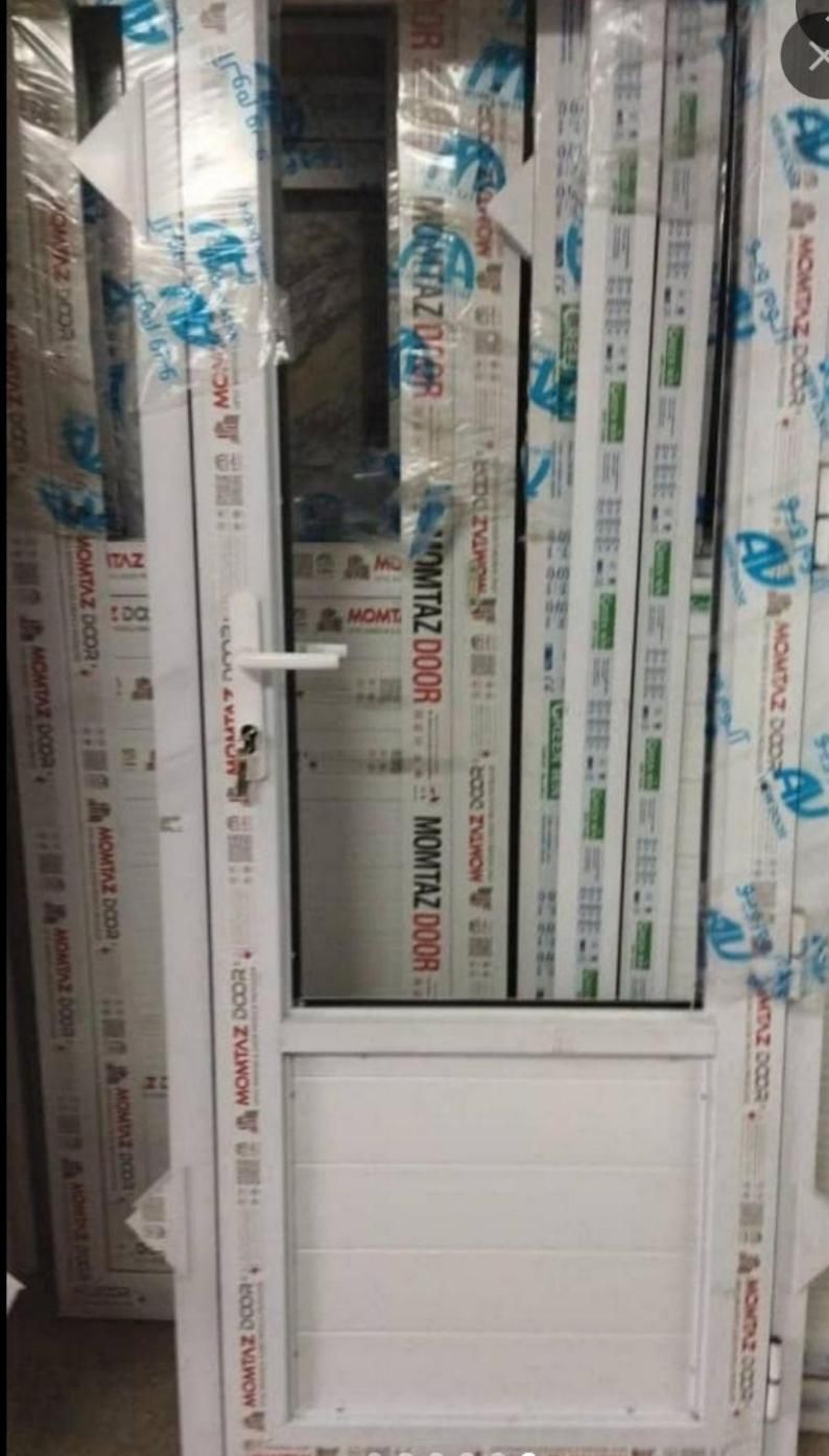 درب و پنجره پی وی سی و یوپی وی سی باشیشه دوجداره|خدمات پیشه و مهارت|خرم‌آباد, |دیوار