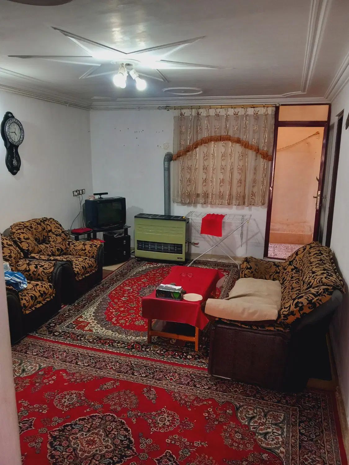 خانه ۶۵ متری|فروش آپارتمان|رشت, آب و برق|دیوار