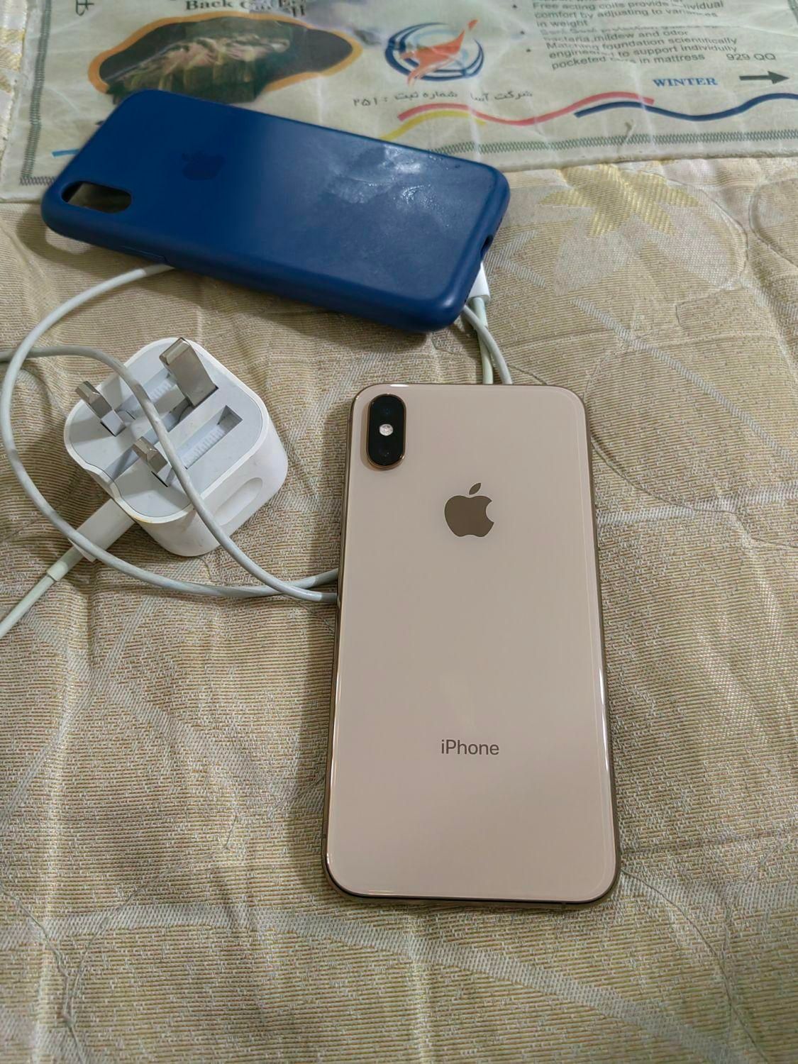 اپل iPhone XS با حافظهٔ ۲۵۶ گیگابایت گوشی معاوضه|موبایل|تهران, هفت حوض|دیوار