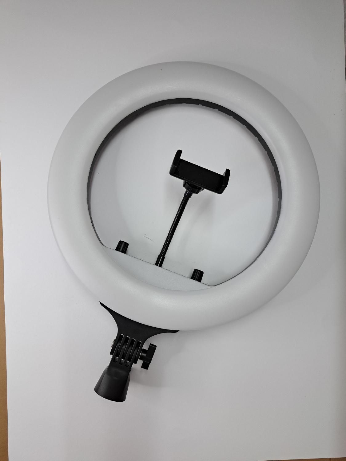 رینگ لایت 14 اینچ|دوربین عکاسی و فیلم‌برداری|بیرجند, |دیوار