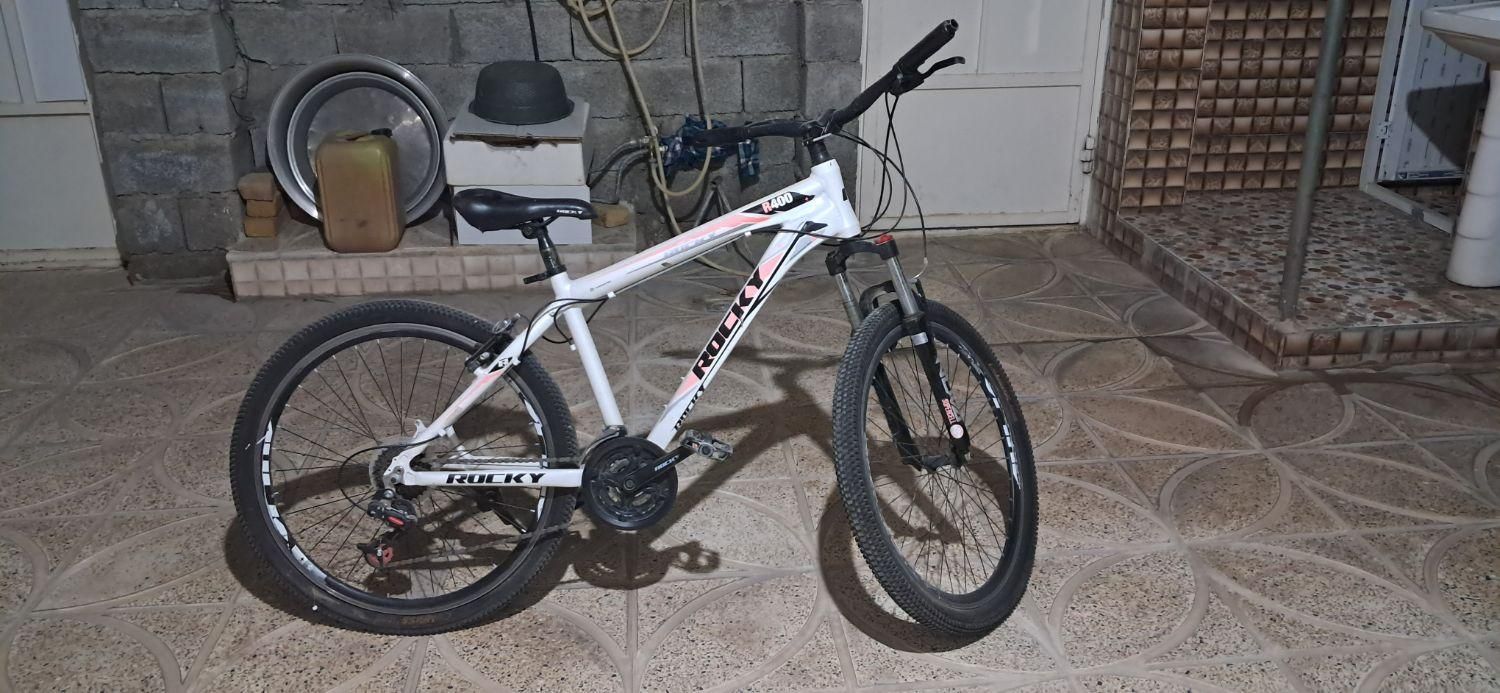 دوچرخه ۲۶ مدل راکی مسابقه ای|دوچرخه، اسکیت، اسکوتر|آبدانان, |دیوار