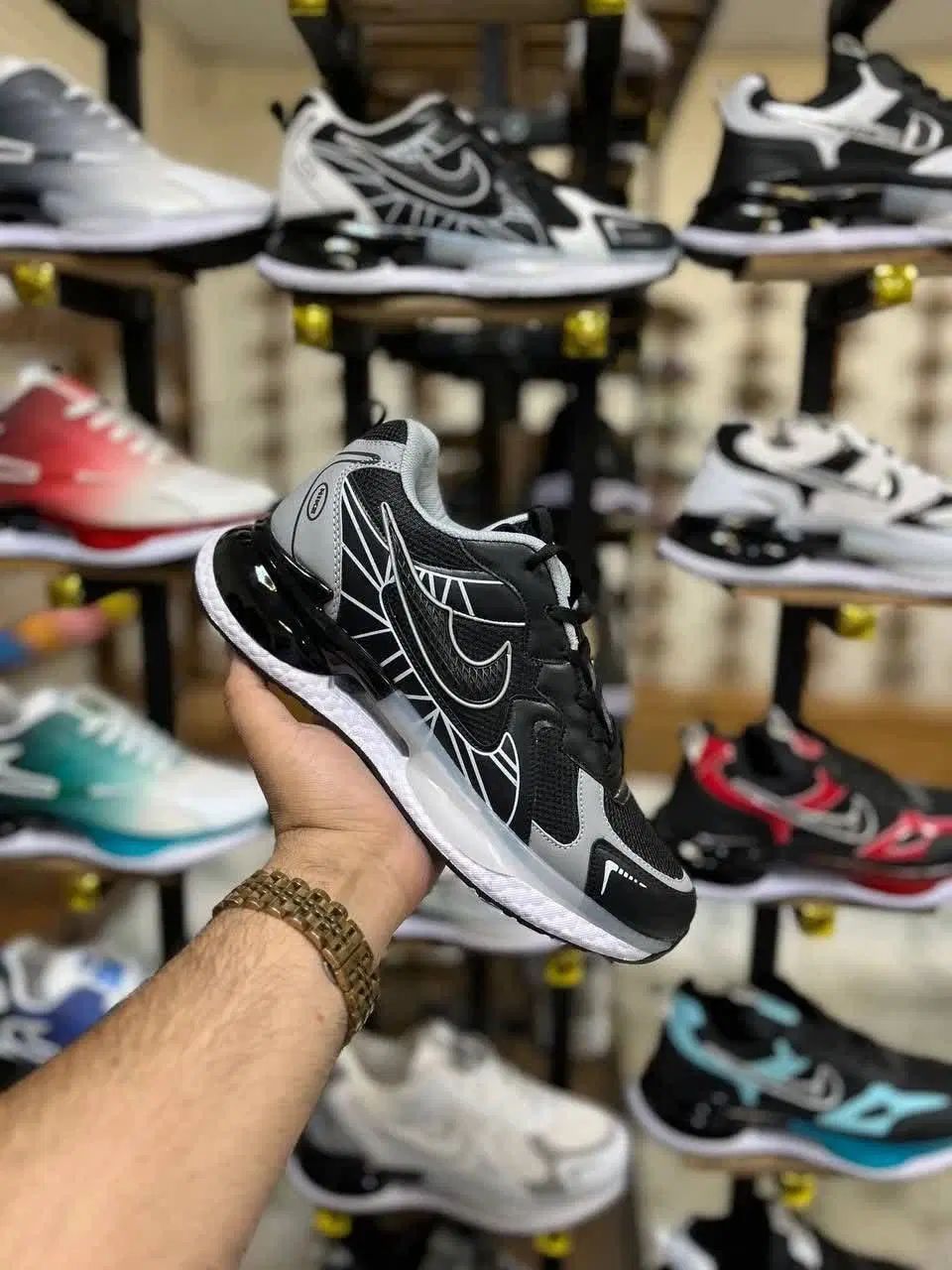 اسپرت (( NEW NIKE 2025))  شیک و جذاب|کیف، کفش، کمربند|اصفهان, مصلی|دیوار