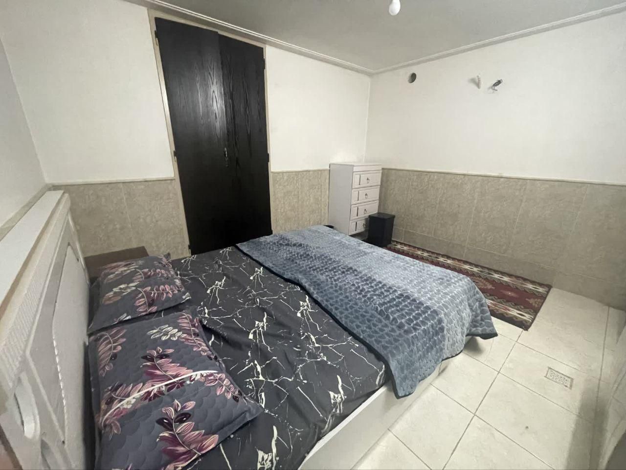 پارکینگ دار دو خوابه ویلایی بالکن دار دربست|اجارهٔ کوتاه‌مدت آپارتمان و سوئیت|قم, دورشهر|دیوار
