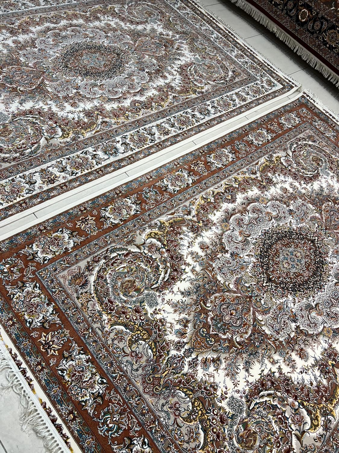 فرش نادر ۹متر ( نمایندگی اصلی قالی تارا)|فرش|تبریز, |دیوار