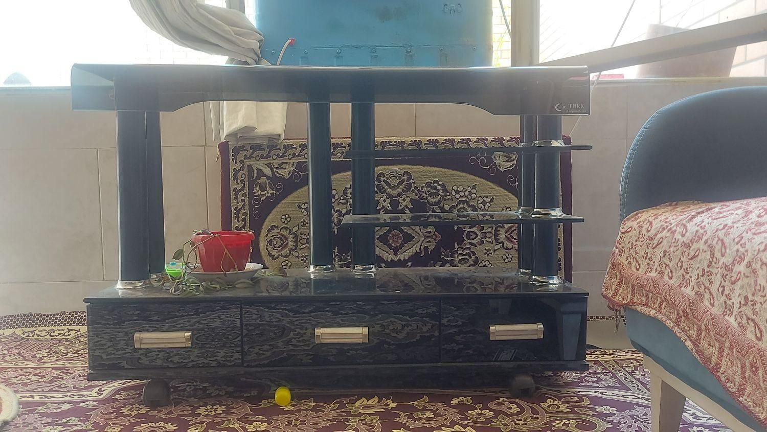میز تلویزیونی شیشه ای|میز تلویزیون|اصفهان, سودان|دیوار