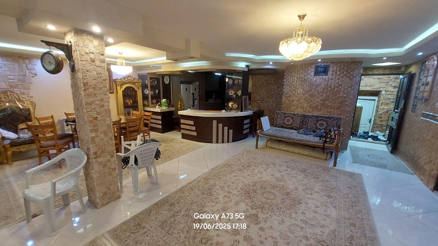 بزرگمهر/۶۰۰متر/۳طبقه/دربستی/ویلایی|اجارهٔ خانه و ویلا|اصفهان, فرهنگیان|دیوار