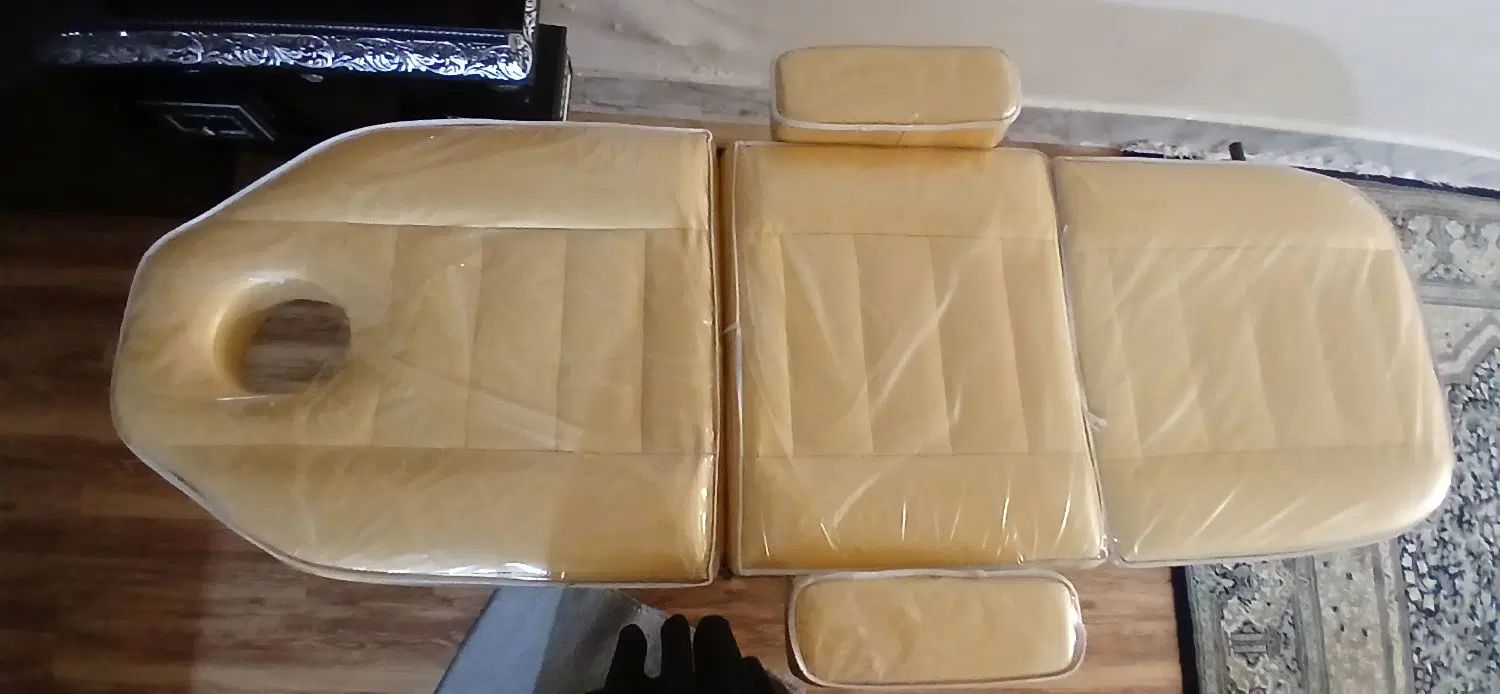 تخت وصندلی تاشو مژه ، اصلاح ، ماساژ ، تاتو|آرایشگاه و سالن‌های زیبایی|فولادشهر, فولادشهر|دیوار