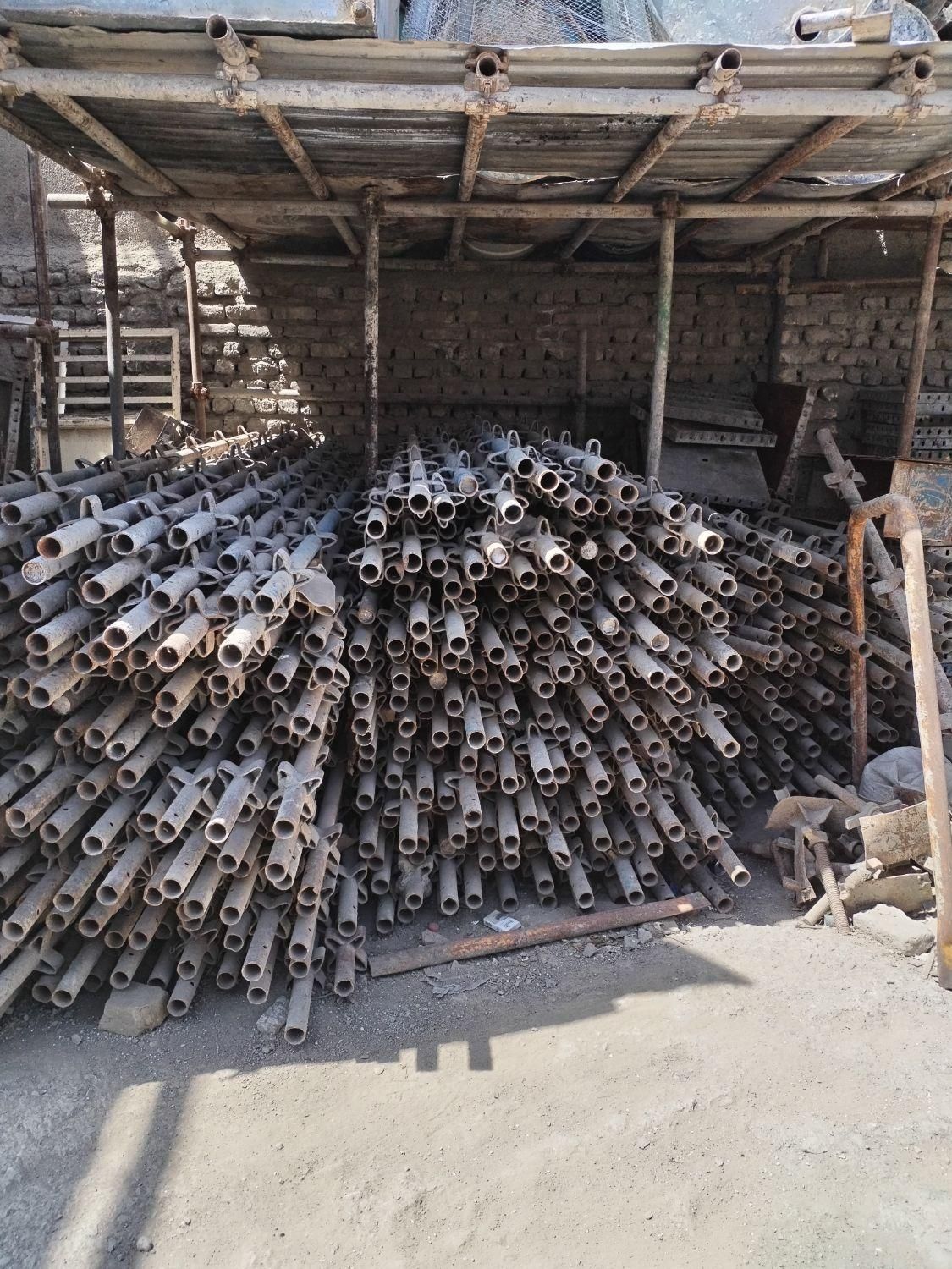 قالب فلزی و داربست تخته بشکه جک سقفی سرجک|مصالح و تجهیزات ساختمان|مشهد, نوید|دیوار