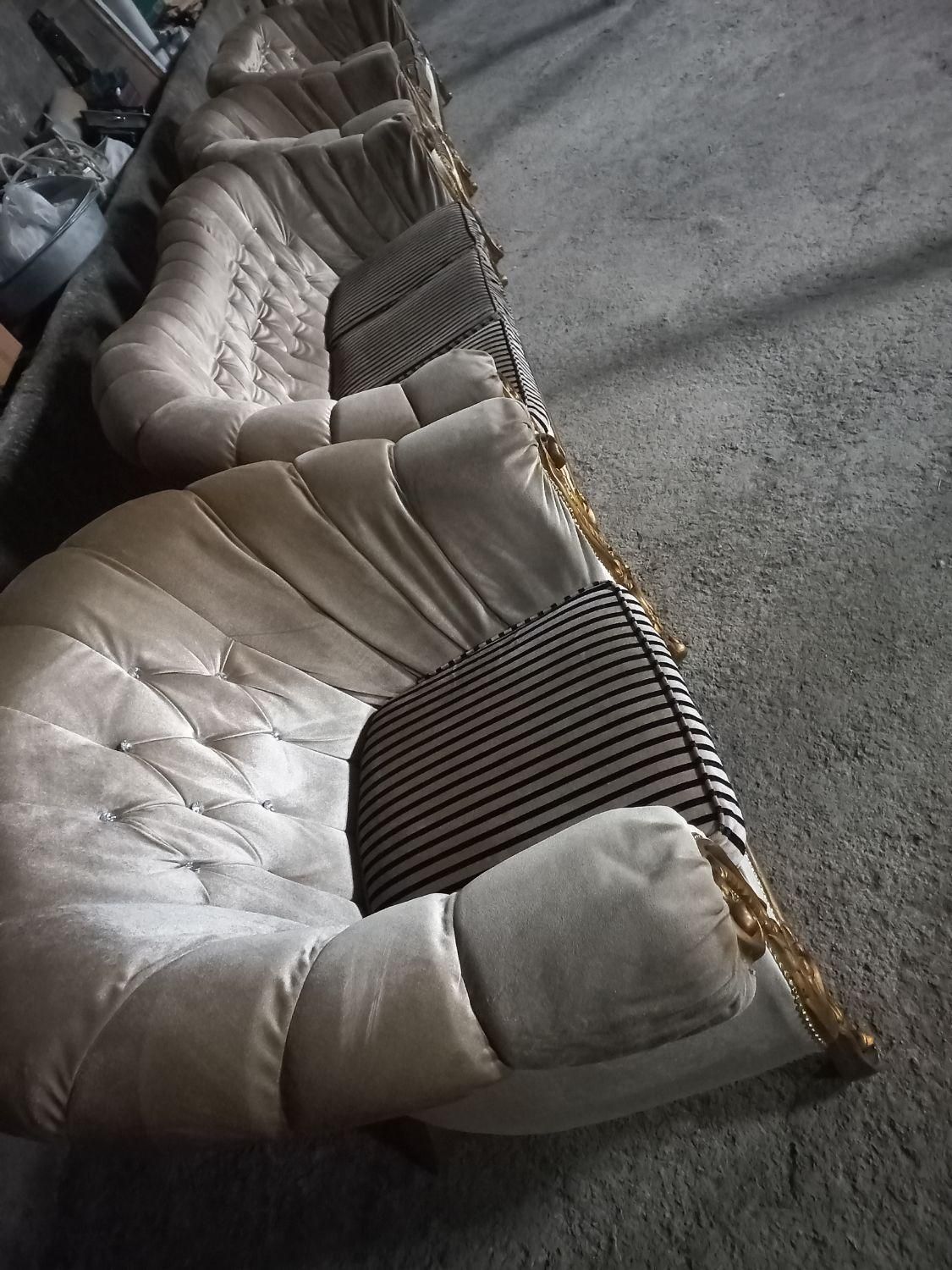 مبل راحتی ۷نفره کم کار کرد بدون ایراد بفروش میرسد|مبلمان خانگی و میز عسلی|نیر (اردبیل), |دیوار