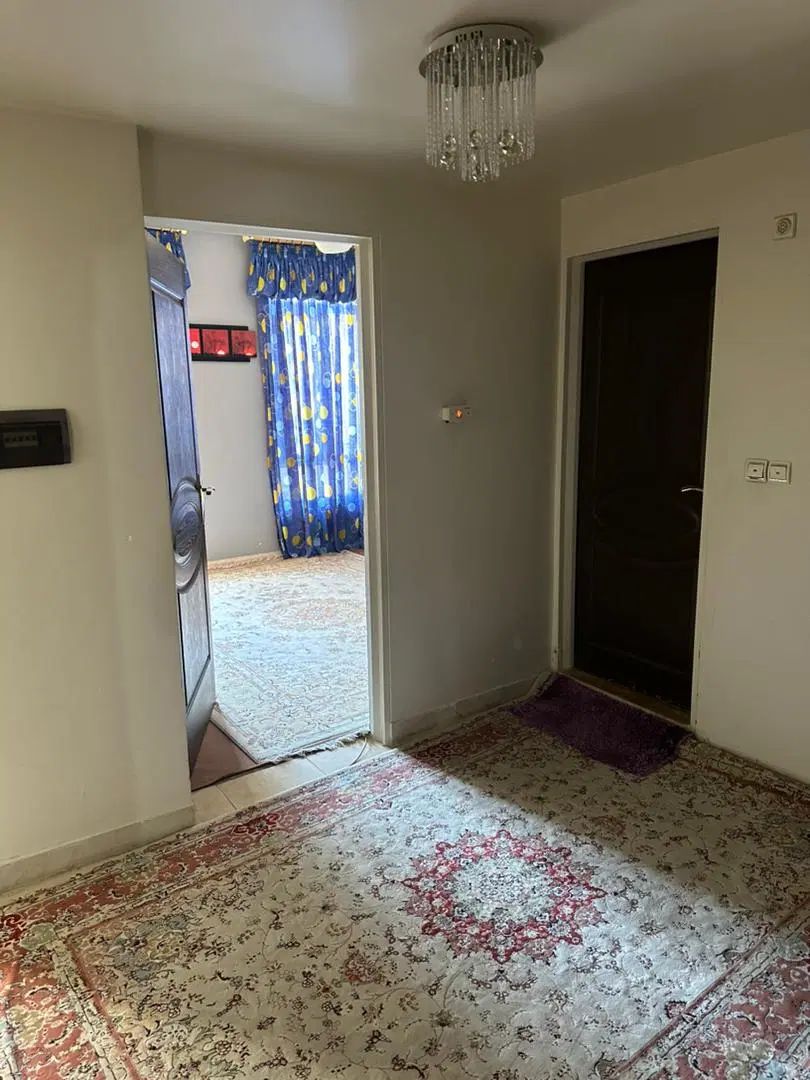 ویلایی ۴خواب مناسب کارگاه و تولیدی بر خیابان برغان|اجارهٔ خانه و ویلا|کرج, برغان|دیوار