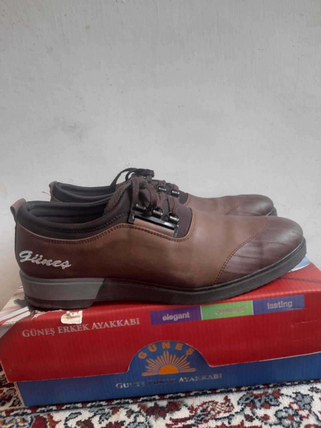 کفش سایز ۴۲ فوری|کیف، کفش، کمربند|بندر انزلی, معلم|دیوار