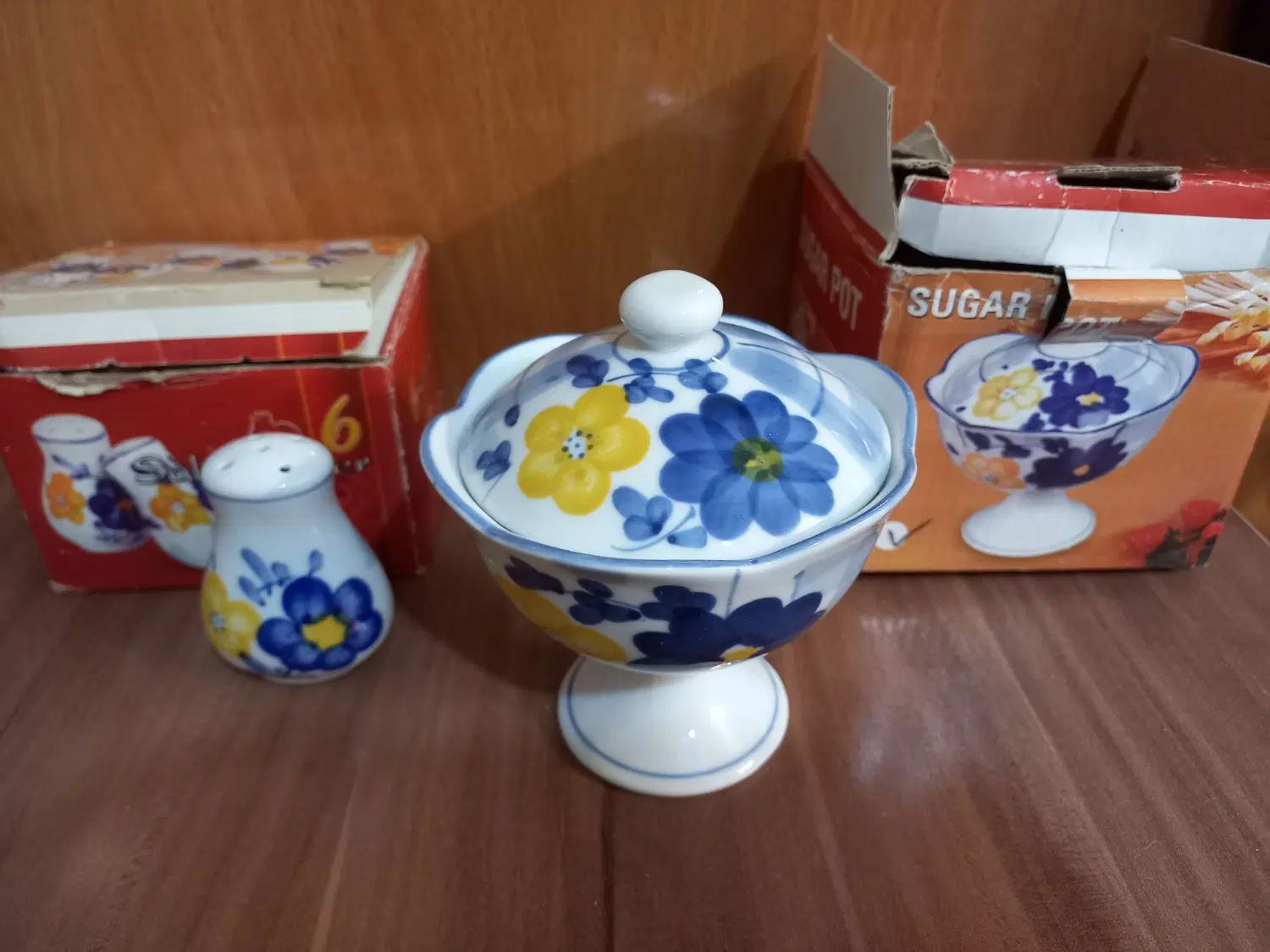 گلپنبه|ظروف سرو و پذیرایی|اصفهان, عسگریه|دیوار