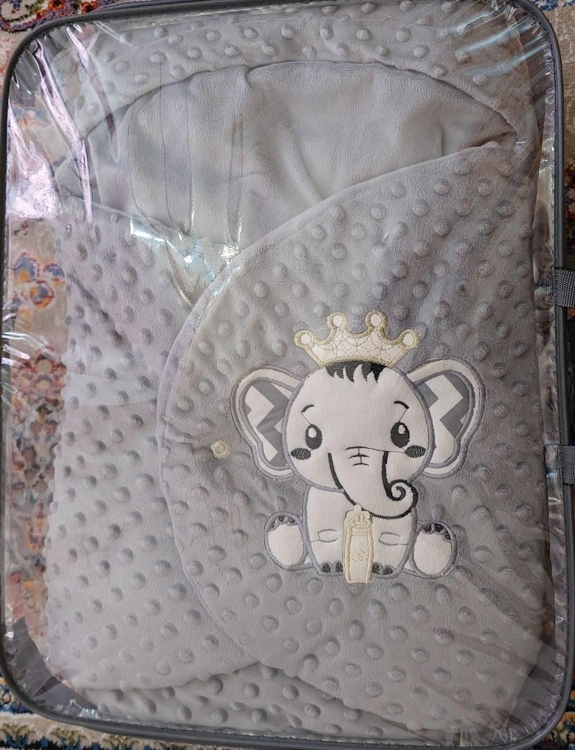 سرویس خواب مخمل کودک ۴تکه|تخت و صندلی بچه|اصفهان, عسگریه|دیوار