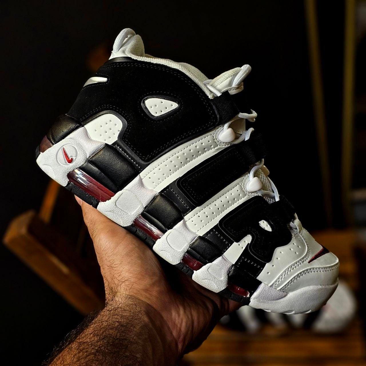 کتونی مشکی زمینه سفید از آپتمپپو Nike A|کیف، کفش، کمربند|تهران, نیروی هوایی (پیروزی)|دیوار