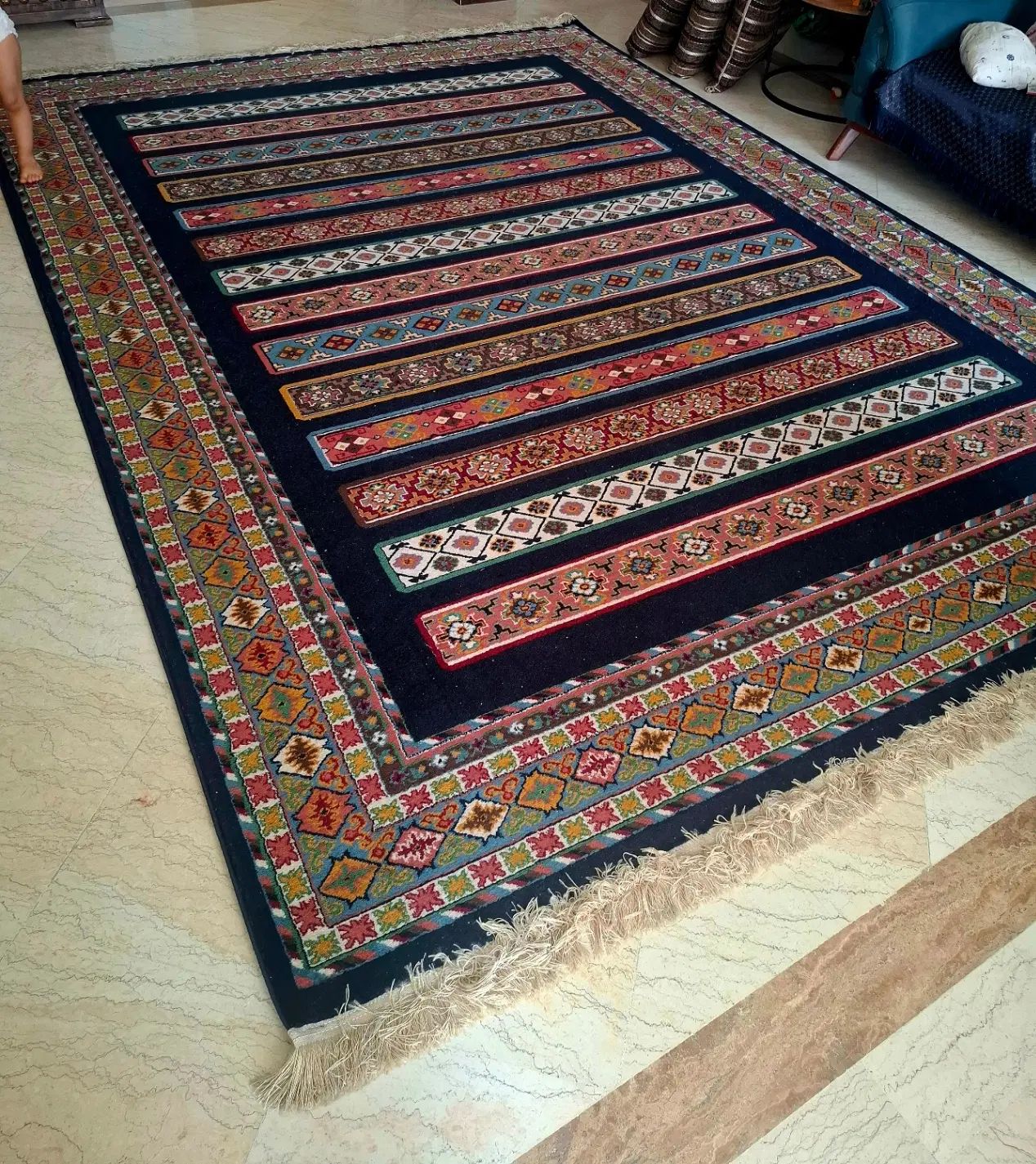 فرش ۹ متری ماشینی سورمه ای|فرش|تهران, ارم|دیوار