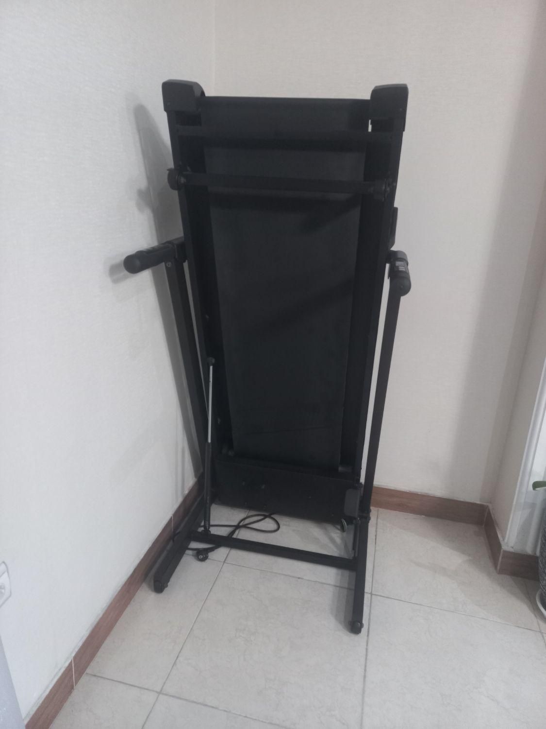 لوازم ورزشی|تجهیزات ورزشی|رشت, دروازه لاکان|دیوار