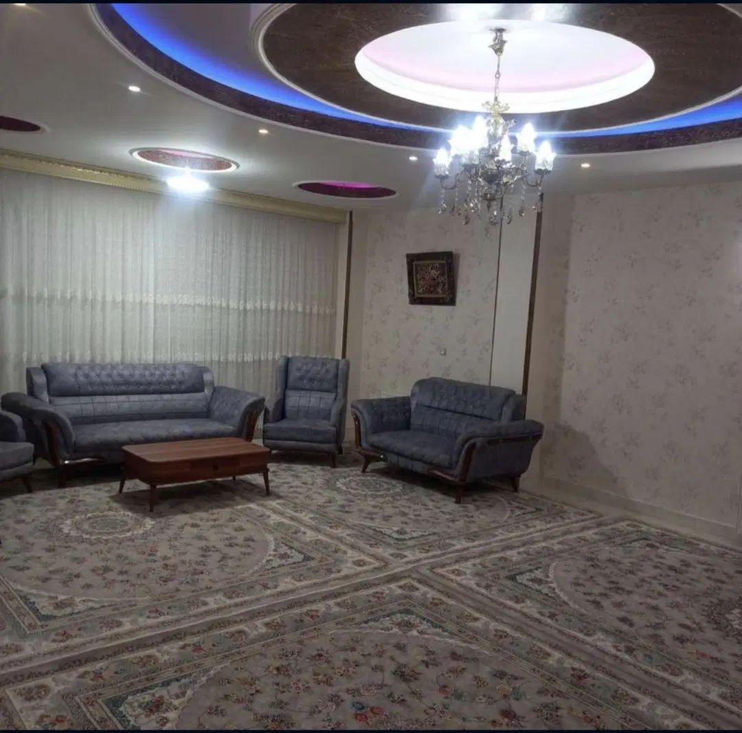 آپارتمان ۱۳۶ متری ورودی مجزا شهرک گلخانه|فروش آپارتمان|ابهر, |دیوار