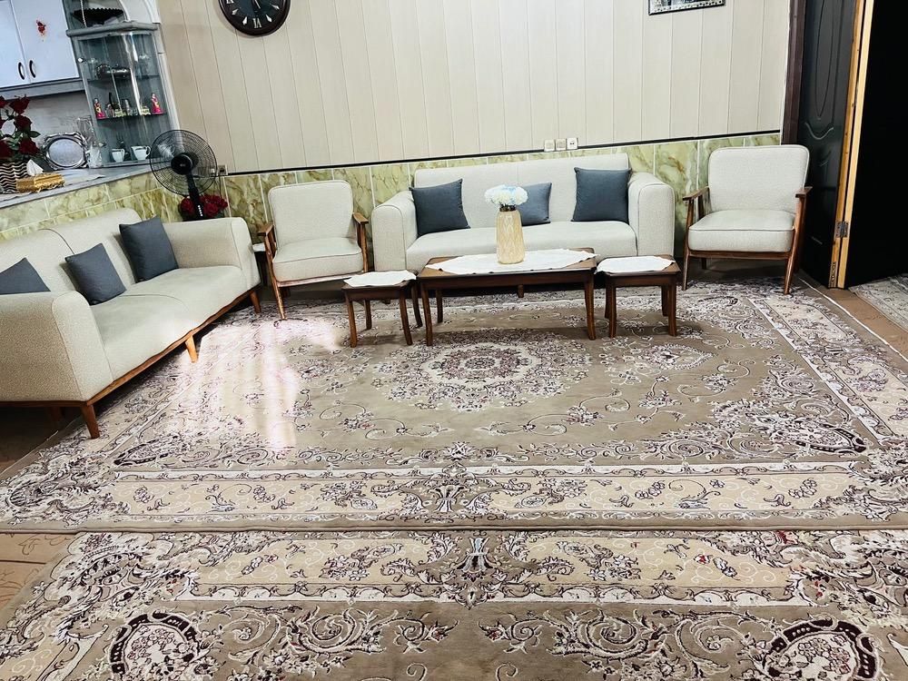 فرش خیلی خیلی تمییز مناسب جهیزیه|فرش|مشهد, کارمندان دوم|دیوار