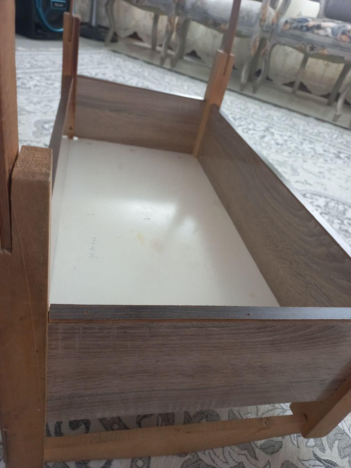 گهواره چوبی کودک|اسباب و اثاث بچه|اردبیل, |دیوار
