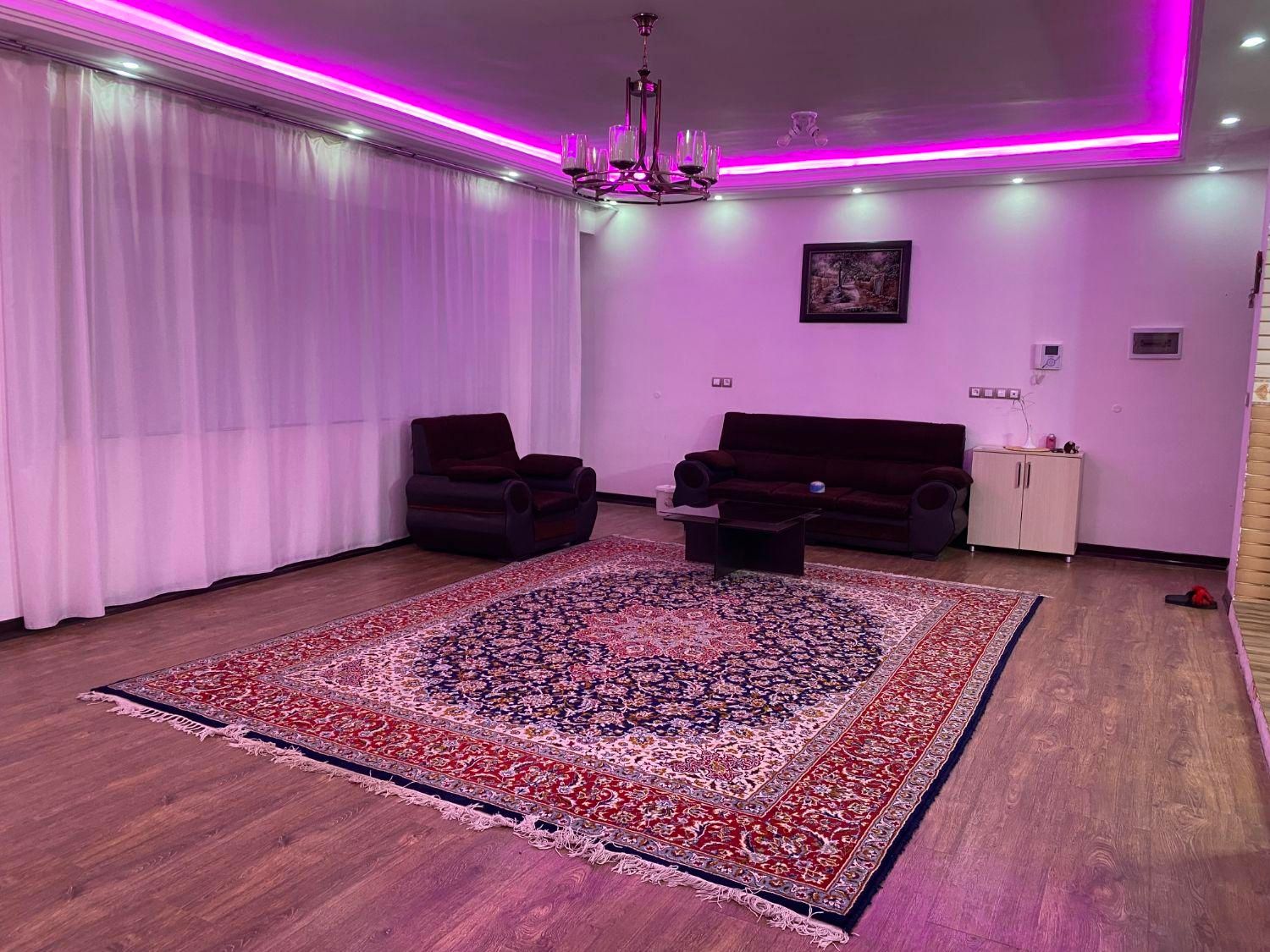واحد آپارتمان فلامینگو|اجارهٔ کوتاه‌مدت آپارتمان و سوئیت|باغ بهادران, |دیوار