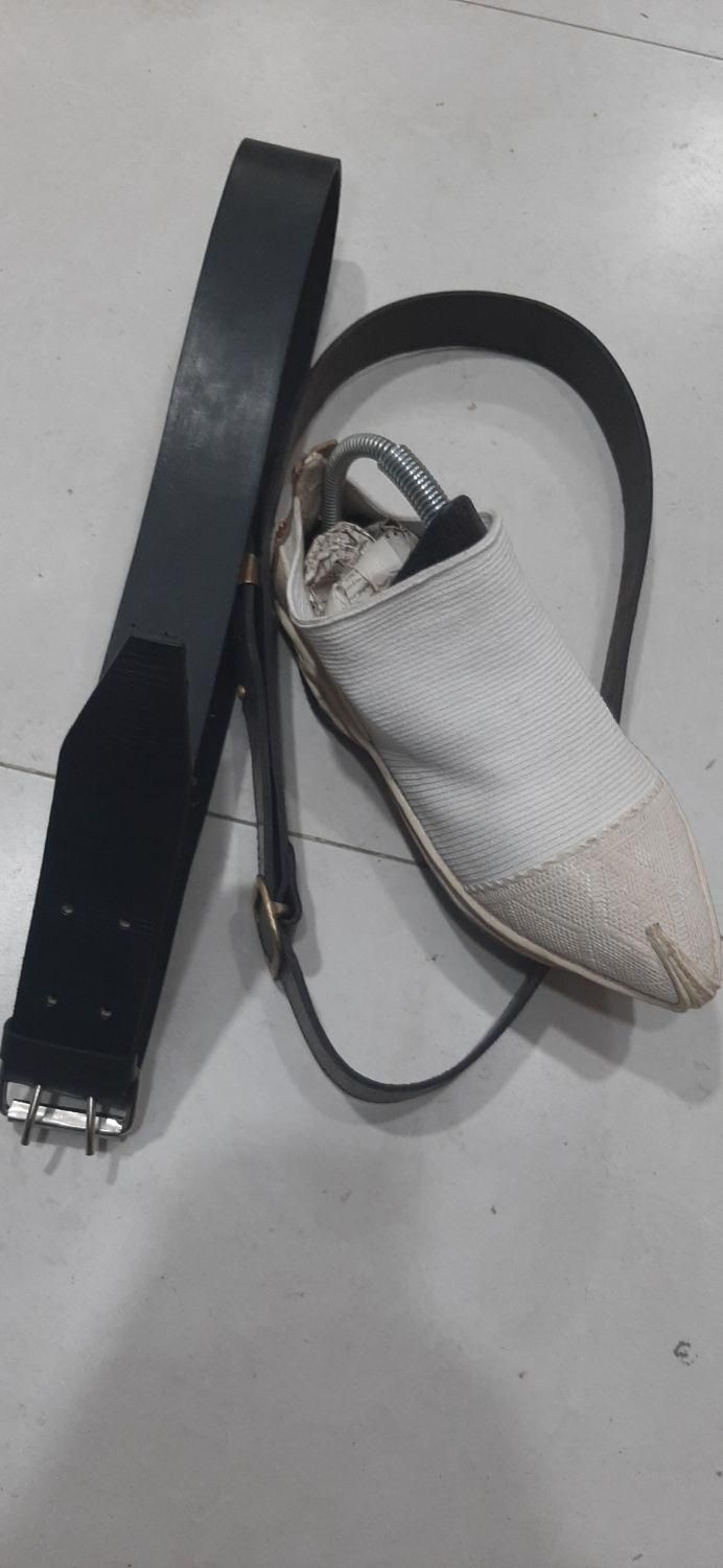 دبیت کمربند افسری گیوه ملکی کلاه|کیف، کفش، کمربند|شاهین‌شهر, عطار|دیوار