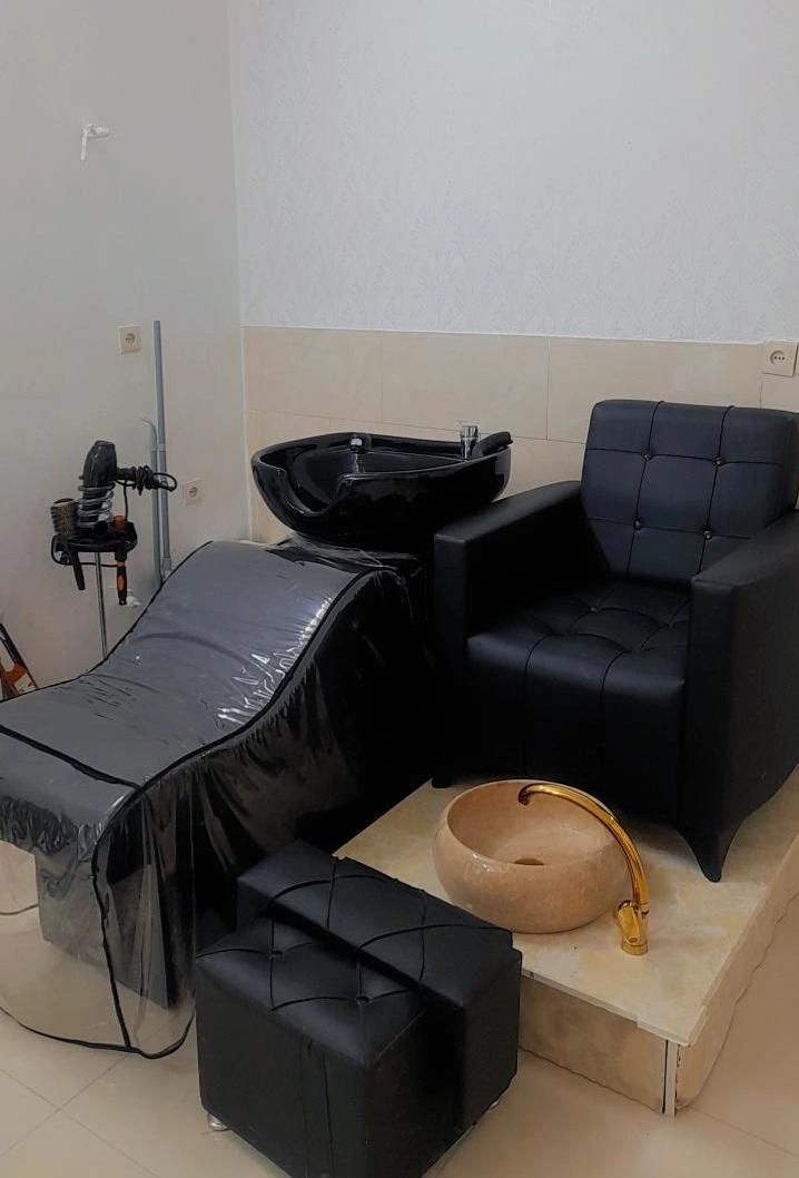 واگذاری کامل سالن  زیبایی آرایشگاه|خدمات آرایشگری و زیبایی|اصفهان, پروین|دیوار