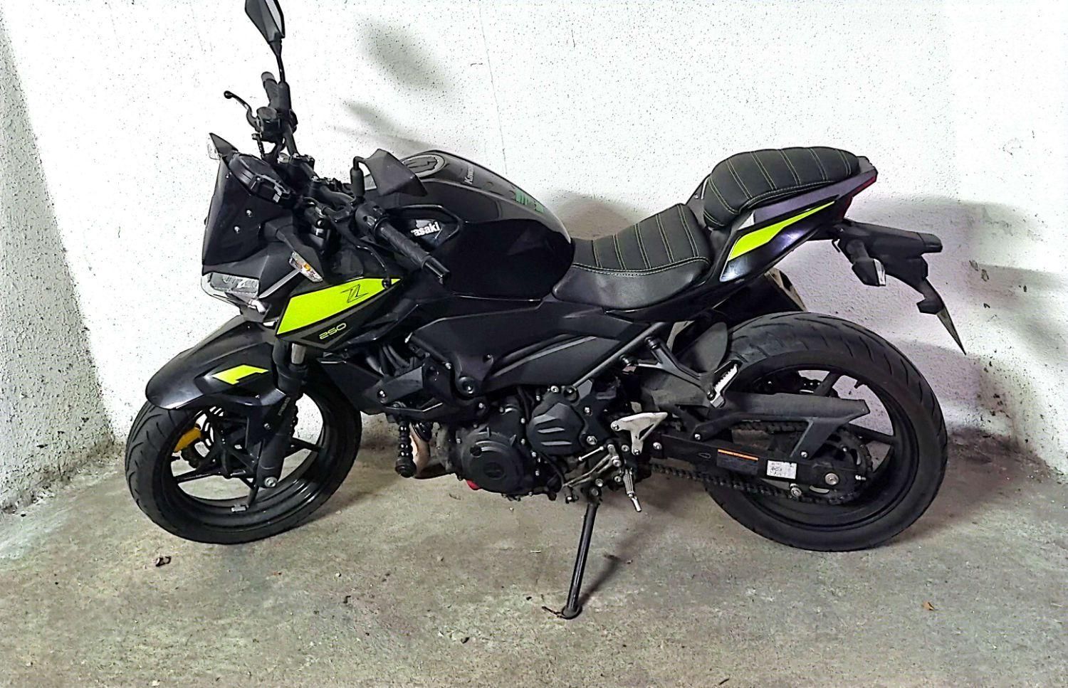 Kawasaki Z250|موتورسیکلت|تهران, اکباتان|دیوار