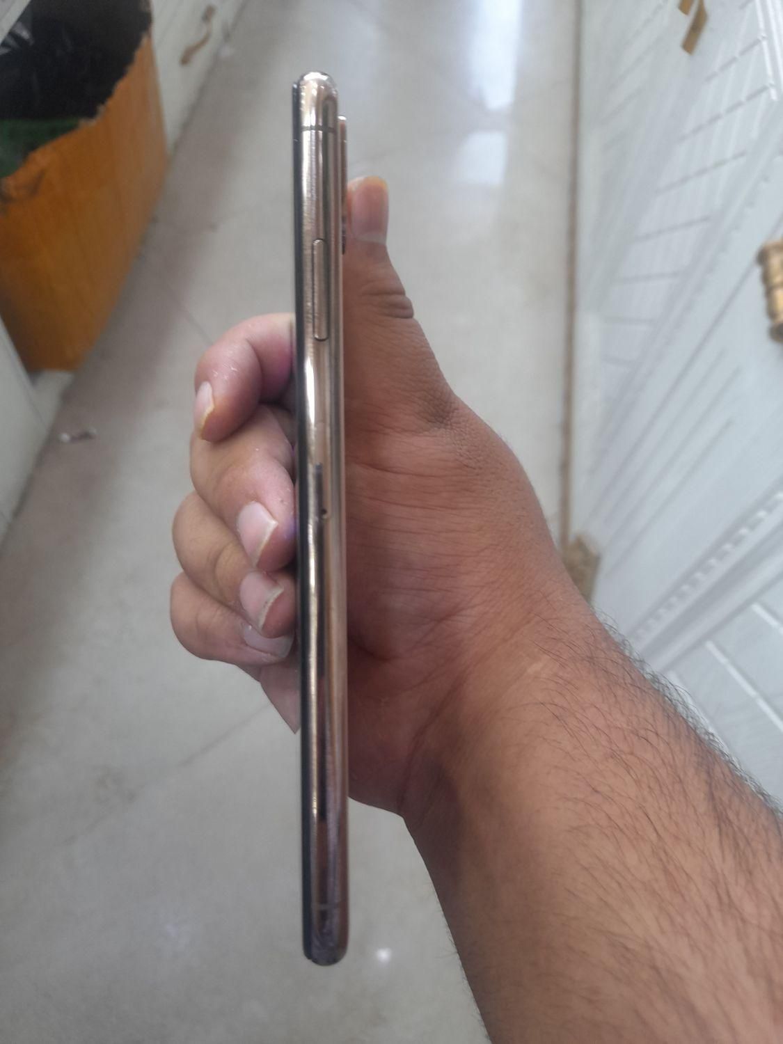 اپل iPhone XS Max با حافظهٔ ۶۴ گیگابایت|موبایل|زاهدان, |دیوار
