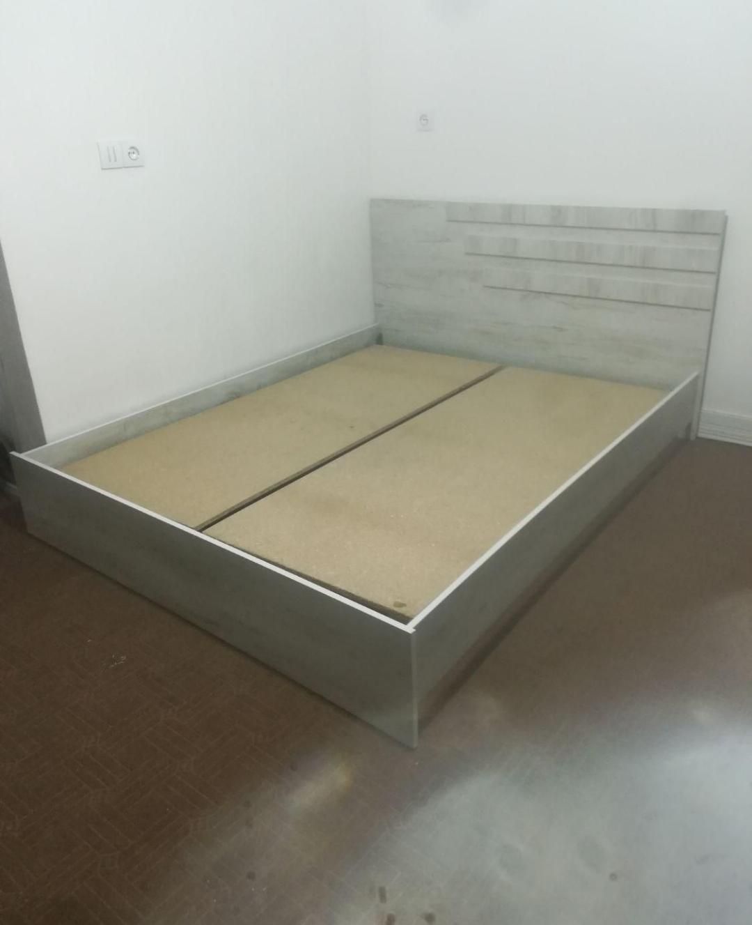 5عدد تخت دونفره ساده اسپرت نونو|تخت و سرویس خواب|شیراز, پانصد دستگاه ارتش|دیوار