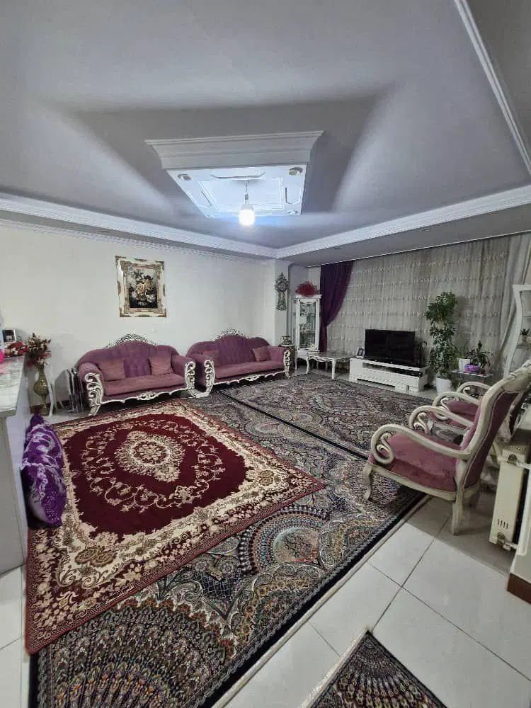 ۸۵متر/پارکینگ/اسانسور/خوش نقشه/حیاط اختصاصی|فروش آپارتمان|گرمدره, |دیوار