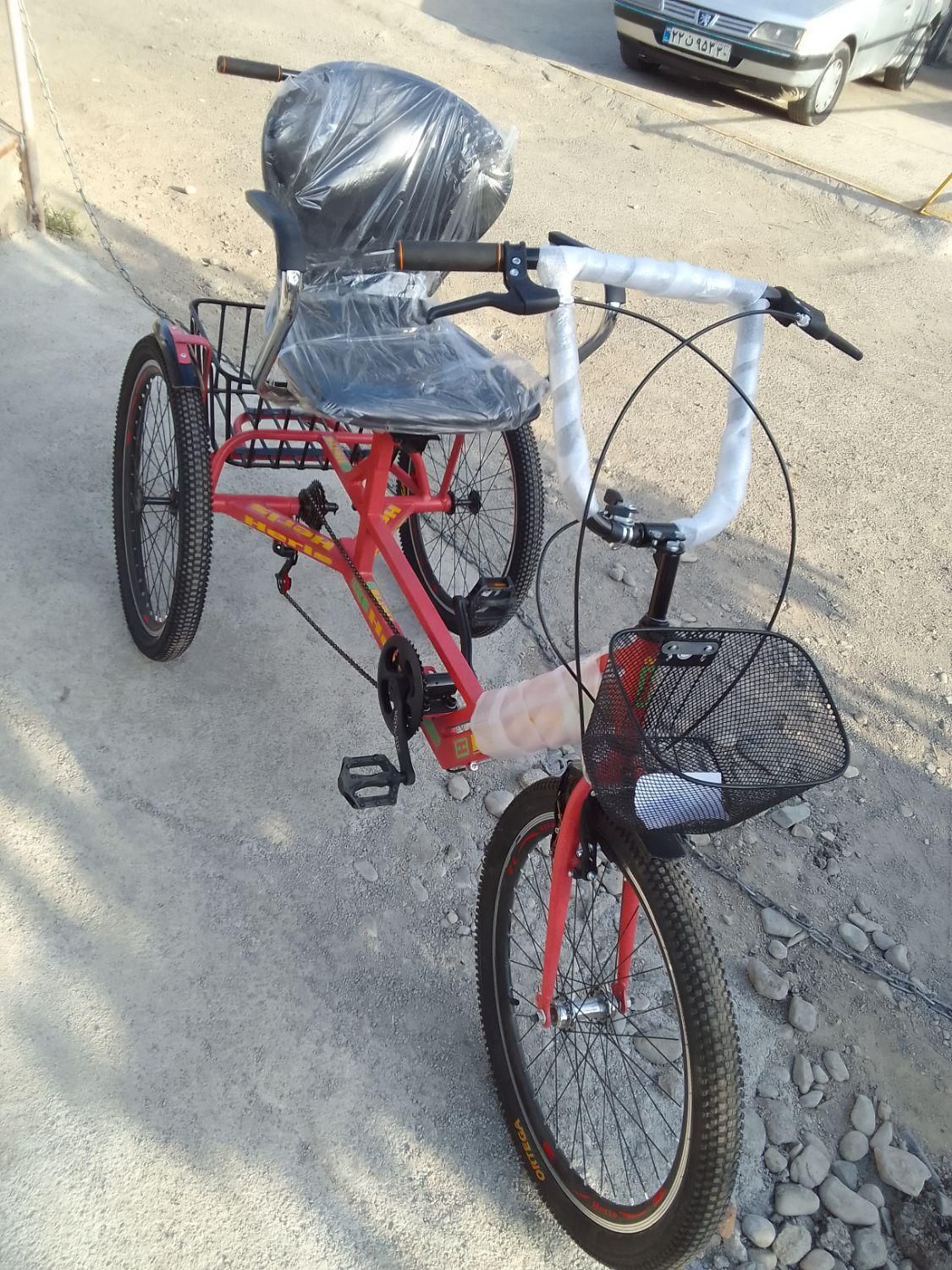 چرخ قرمز رنگ دنده ای|دوچرخه، اسکیت، اسکوتر|اراک, |دیوار