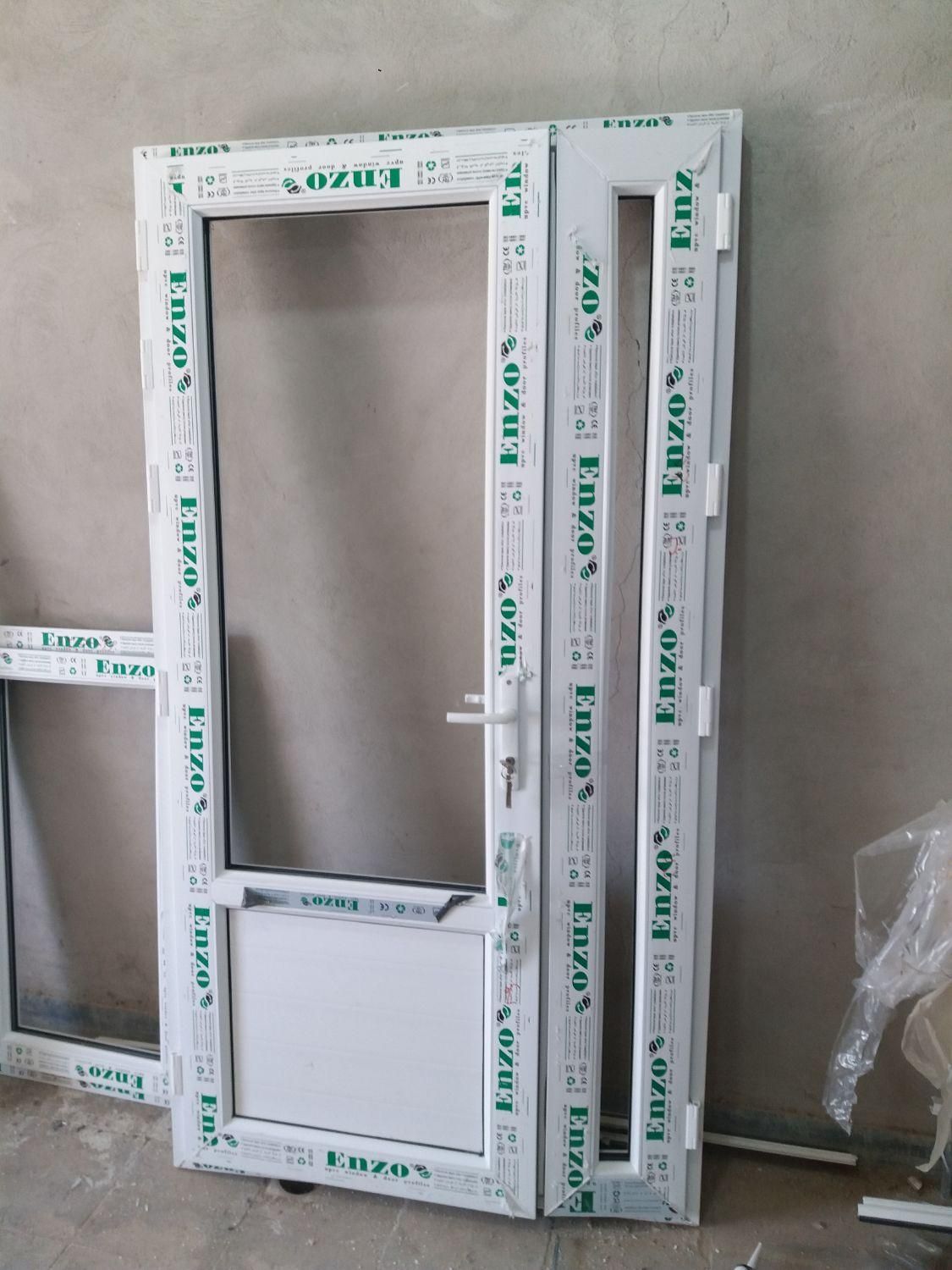 درب و پنجره دوجداره(upvc) تولید تعمیر،نصب،رگلاژ|خدمات پیشه و مهارت|بوشهر, |دیوار