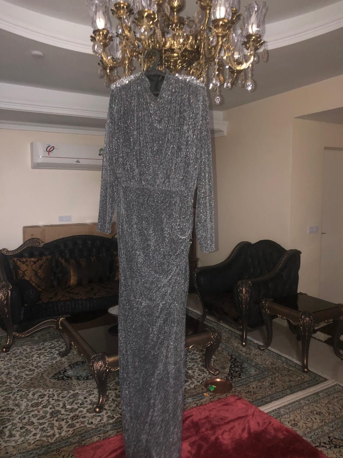 لباس مجلسی بلند چاک دار نو پوشیده نشده|لباس|تهران, شهرک تختی|دیوار