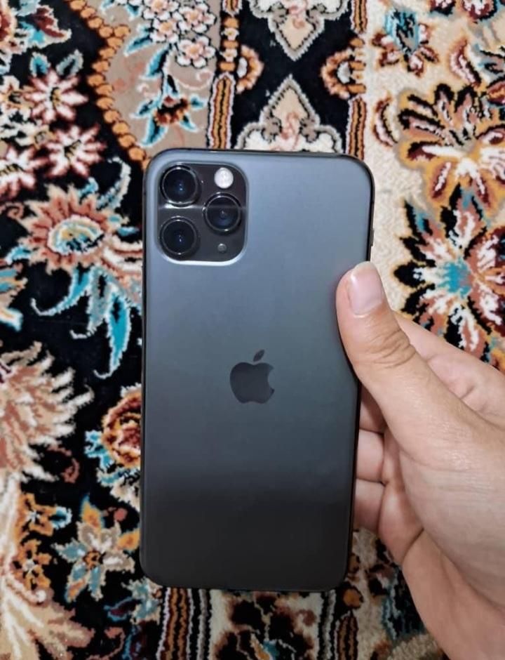 اپل iPhone 11 Pro با حافظهٔ ۶۴ گیگابایت|موبایل|شهرکرد, |دیوار