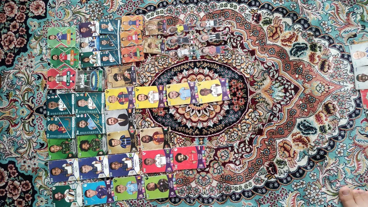 کیمدی|اسباب‌‌بازی|مشهد, کارمندان دوم|دیوار