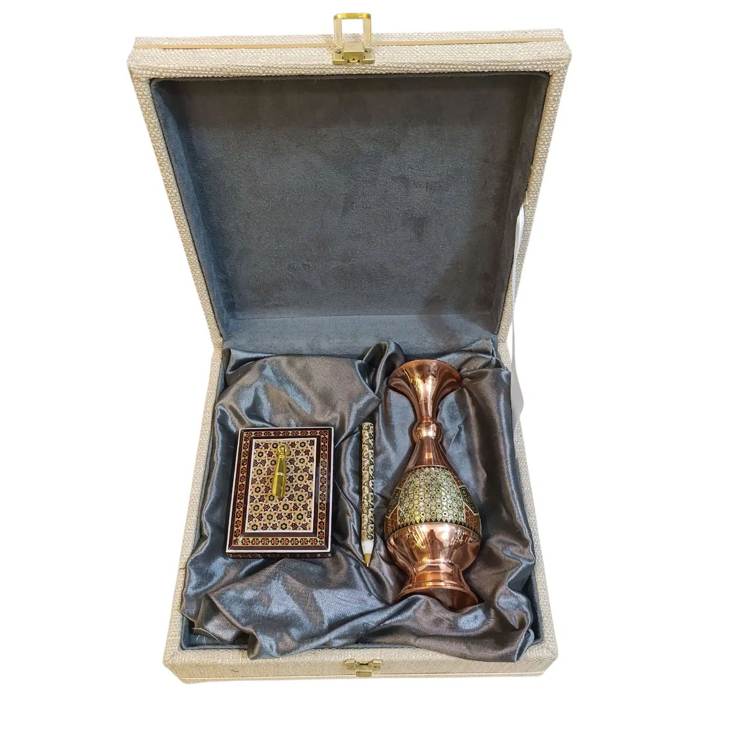 صنایع دستی، هدیه کادویی جهیزیه مبلمان|صنایع دستی و سایر لوازم تزئینی|اصفهان, تیران|دیوار