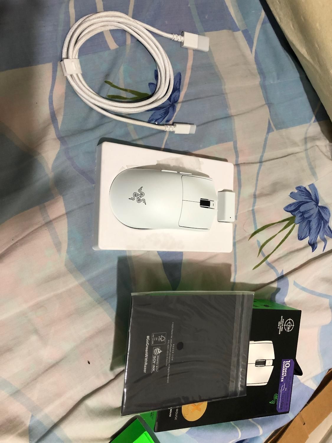 موس  گارانتیدارRazer viper 3 pro 35K white edition|قطعات و لوازم جانبی رایانه|تهران, پاسداران|دیوار