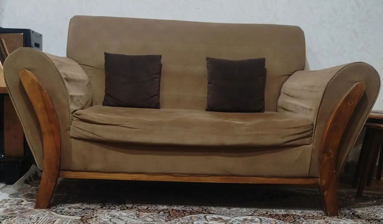 مبل هفت نفره|مبلمان خانگی و میز عسلی|رشت, حمیدیان|دیوار