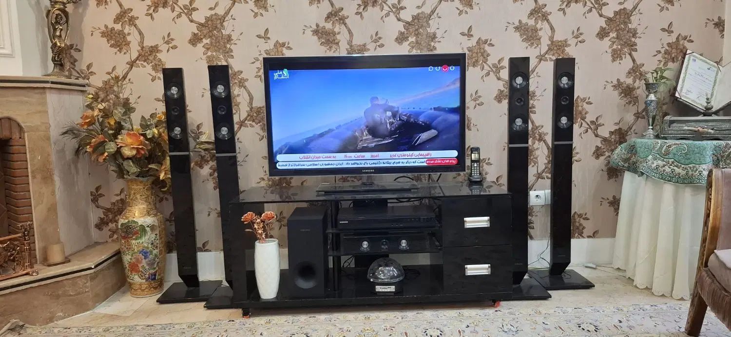 تلویزیون ال ای دی سامسونگ به همراه سینمای خانگی|تلویزیون و پروژکتور|تهران, شهران جنوبی|دیوار