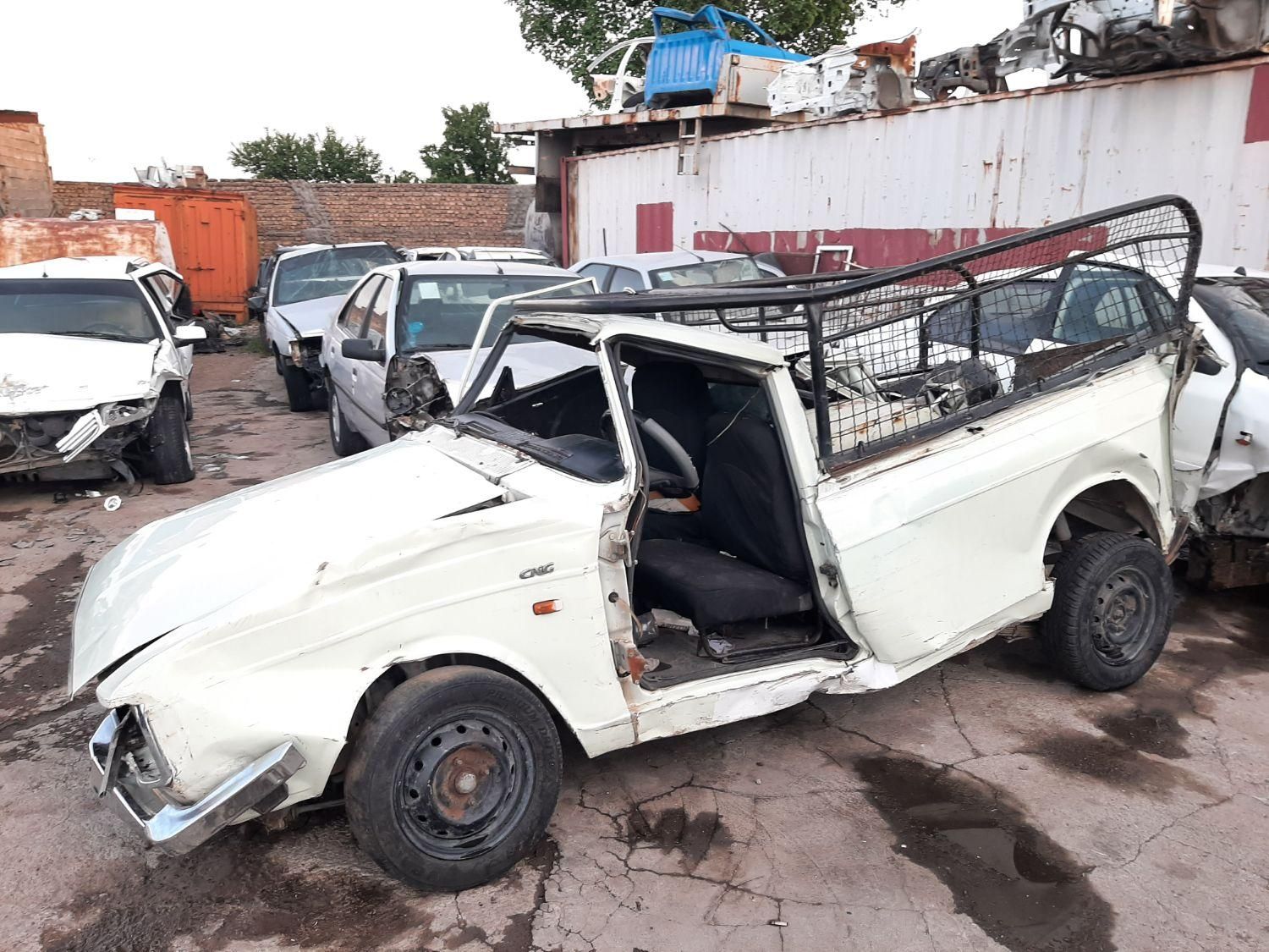 تصادفی پیکان وانت مدل 91 دوگانه کارخانه|خودرو سواری و وانت|تهران, آذری|دیوار