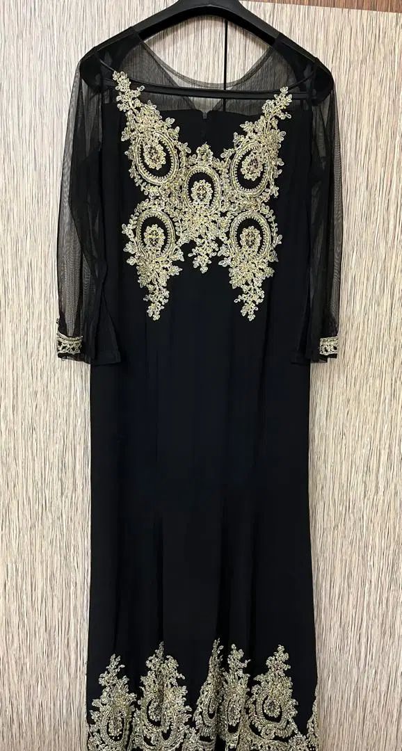 لباس مجلسی زنانه سایز ۴۸ و ۵۰ (۳ مدل) ورق بزنین|لباس|لنجان, |دیوار