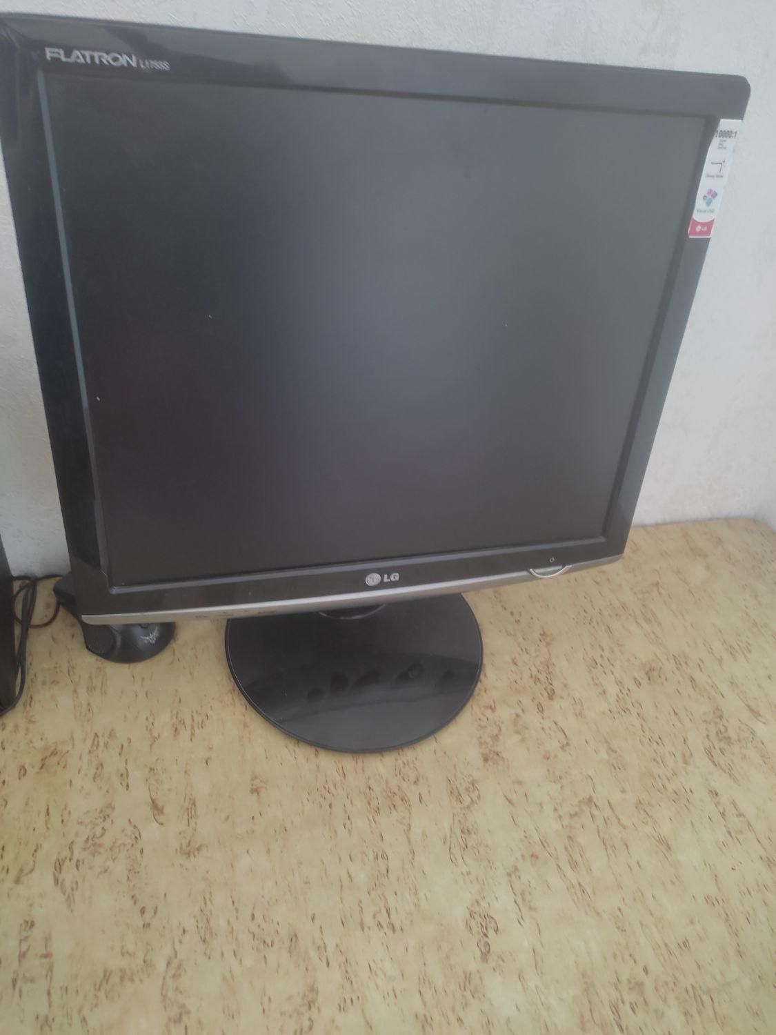 کامپیوتر و لوازم جانبی|رایانه رومیزی|ساوه, |دیوار