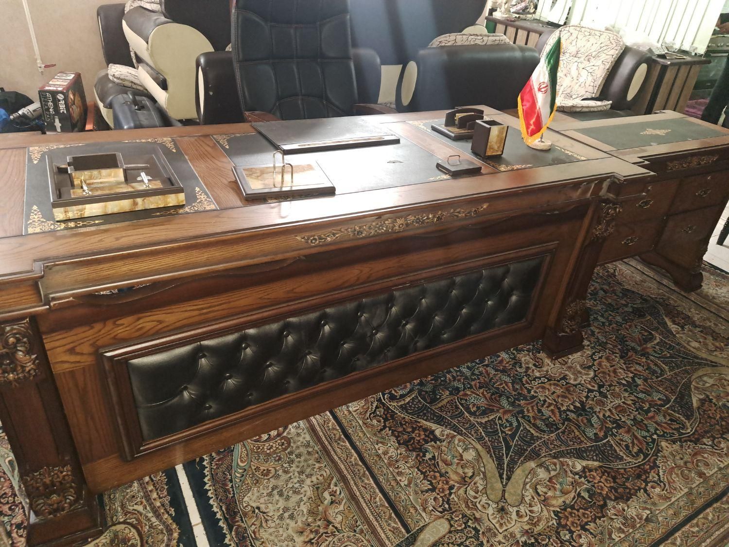 ست کامل میز صندلی مدیر کل ایتالیایی برند پارس فوفل|دفتر کار|اصفهان, باتون|دیوار