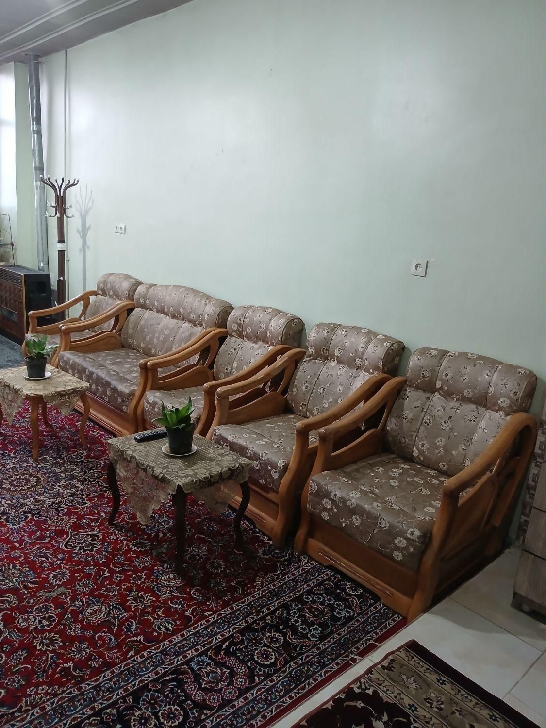 اجاره روزانه/هفتگی/ماهانه آپارتمان ۵۰ متری در دهنو|اجارهٔ کوتاه‌مدت آپارتمان و سوئیت|اصفهان, دهنو|دیوار