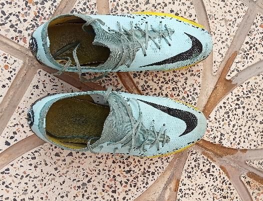 کفش فوتبال|کیف، کفش، کمربند|کوهدشت, |دیوار