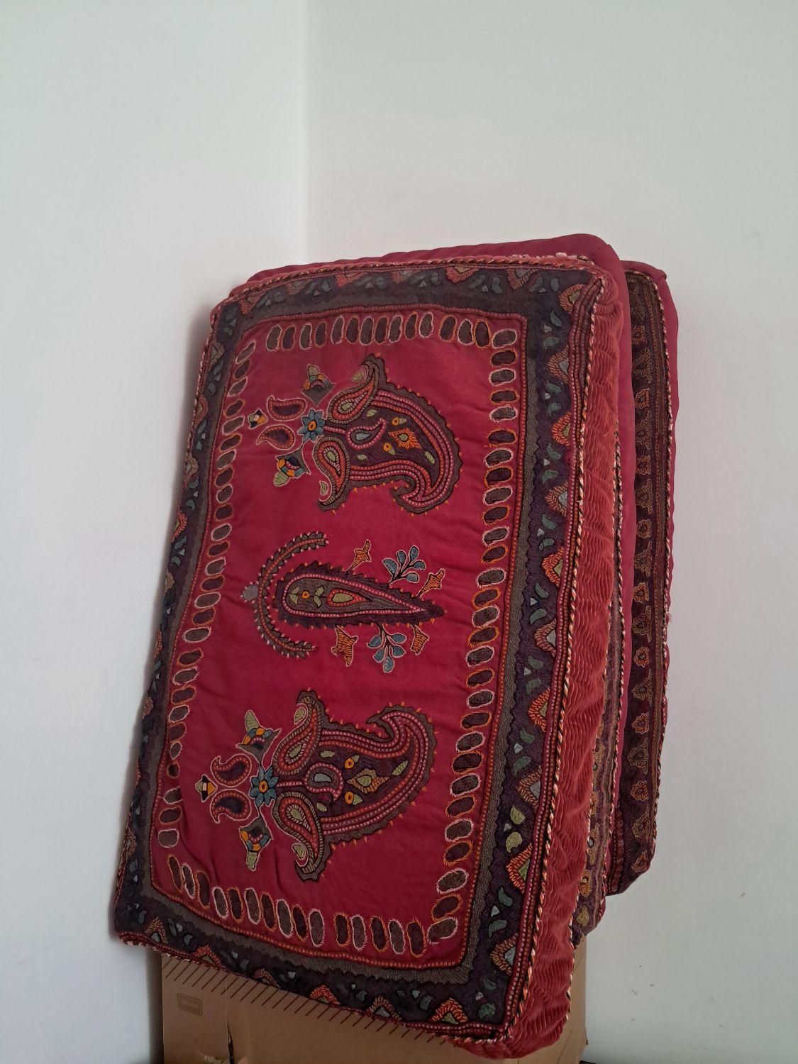 ۴ عدد پشتی پته قدیمی|پشتی|کرمان, |دیوار